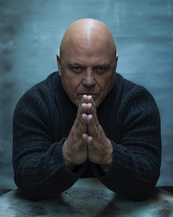 Michael Chiklis