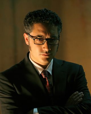 Alessandro Juliani — photo 8 in the Signet library
