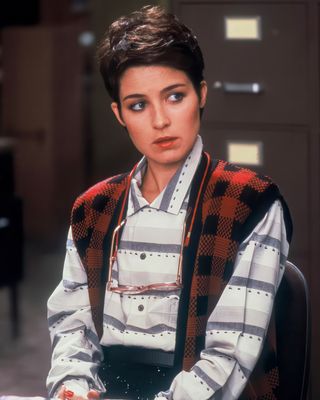 Annie Potts — photo 16 in the Signet library