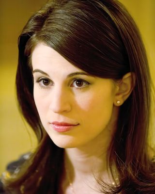 Amelia Rose Blaire Dechart — photo 9 in the Signet library