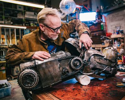 Adam Savage — photo 6 in the Signet library