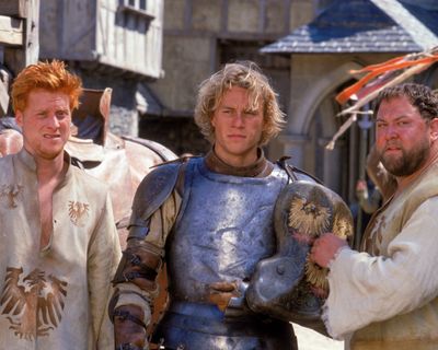Alan Tudyk — photo 10 in the Signet library