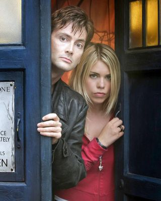 Billie Piper — photo 2 in the Signet library