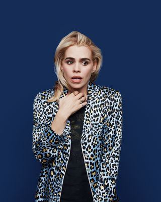 Billie Piper — photo 20 in the Signet library