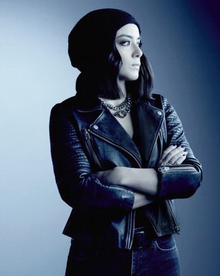Chloe Bennet — photo 8 in the Signet library