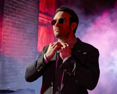 Charlie Cox — photo 3 in the Signet library