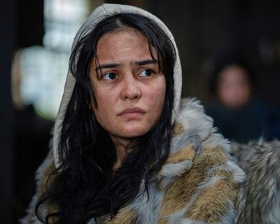 Courtney Eaton — photo 5 in the Signet library
