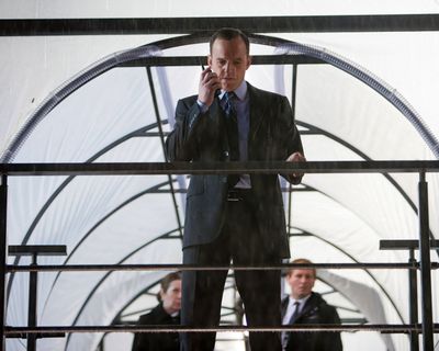 Clark Gregg — photo 1 in the Signet library