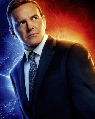 Clark Gregg — photo 23 in the Signet library