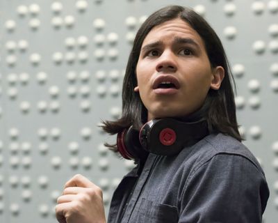 Carlos Valdes — photo 2 in the Signet library