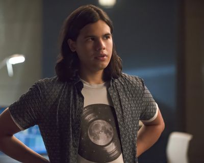 Carlos Valdes — photo 18 in the Signet library
