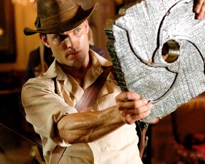 Casper Van Dien — photo 2 in the Signet library