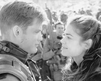 Casper Van Dien — photo 22 in the Signet library