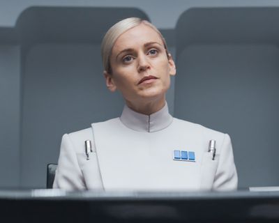 Denise Gough — photo 1 in the Signet library