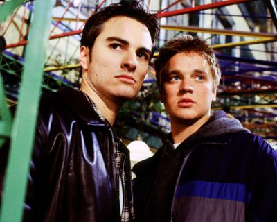 Devon Sawa — photo 1 in the Signet library