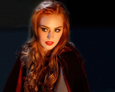 Deborah Ann Woll — photo 1 in the Signet library