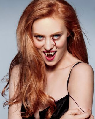 Deborah Ann Woll — photo 3 in the Signet library