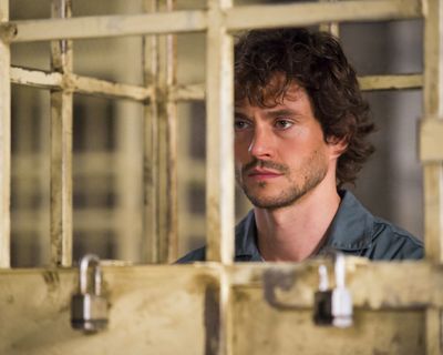 Hugh Dancy — photo 1 in the Signet library