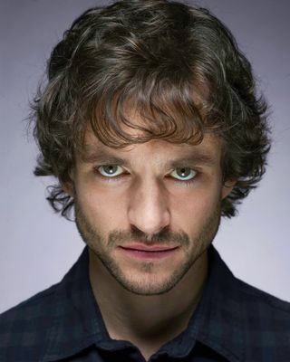 Hugh Dancy — photo 22 in the Signet library