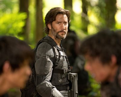 Henry Ian Cusick — photo 11 in the Signet library