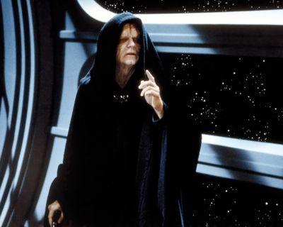 Ian McDiarmid — photo 3 in the Signet library