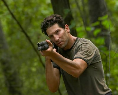 Jon Bernthal — photo 8 in the Signet library