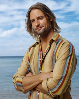 Josh Holloway — photo 16 in the Signet library