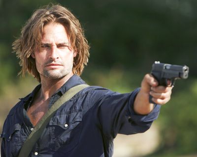Josh Holloway — photo 20 in the Signet library