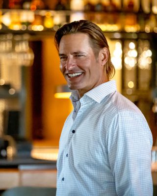 Josh Holloway — photo 23 in the Signet library