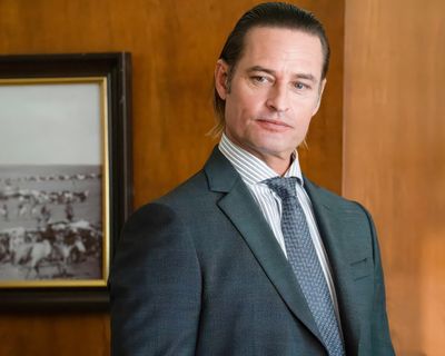 Josh Holloway — photo 24 in the Signet library