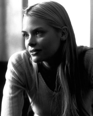 Jaime King — photo 18 in the Signet library