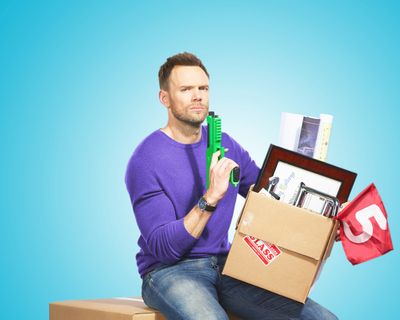 Joel McHale — photo 13 in the Signet library