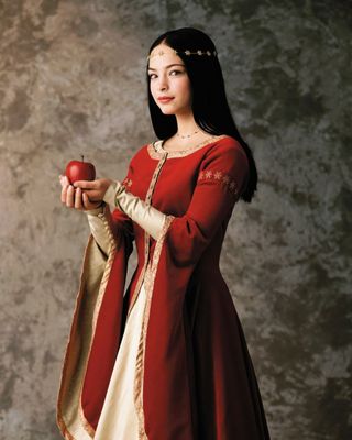 Kristin Kreuk — photo 16 in the Signet library