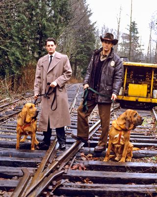 Kyle MacLachlan — photo 10 in the Signet library