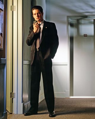 Kyle MacLachlan — photo 14 in the Signet library