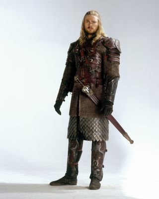 Karl Urban — photo 22 in the Signet library