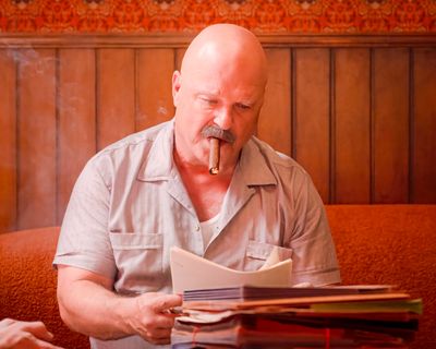 Michael Chiklis — photo 14 in the Signet library