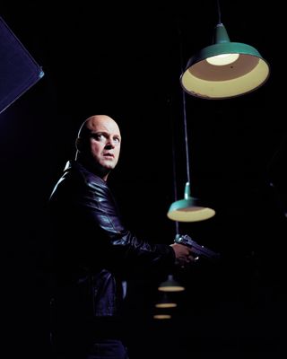 Michael Chiklis — photo 15 in the Signet library