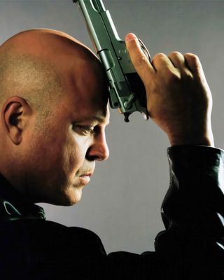 Michael Chiklis — photo 16 in the Signet library