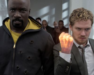Mike Colter — photo 3 in the Signet library