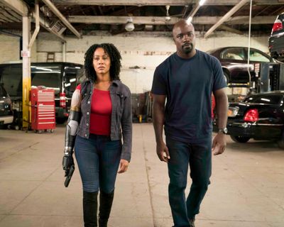 Mike Colter — photo 7 in the Signet library