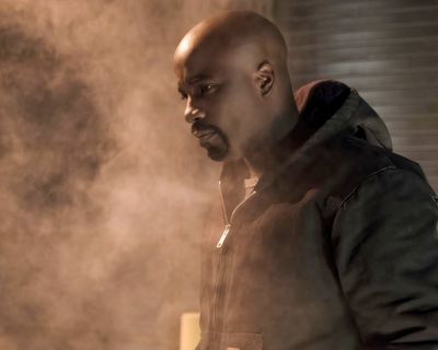 Mike Colter — photo 23 in the Signet library