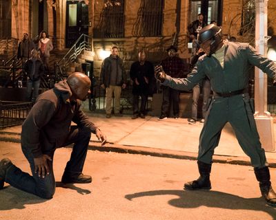 Mike Colter — photo 24 in the Signet library