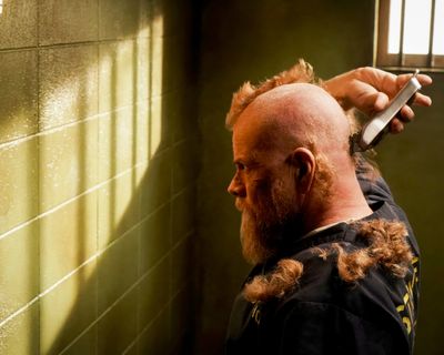 Michael Cudlitz — photo 3 in the Signet library