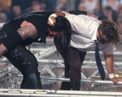 Mick Foley — photo 10 in the Signet library