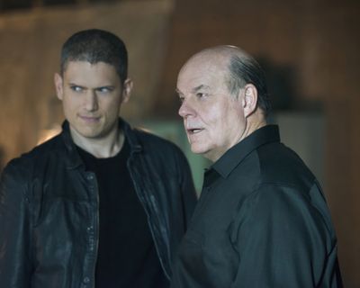 Michael Ironside — photo 16 in the Signet library