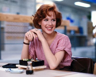 Molly Ringwald — photo 5 in the Signet library