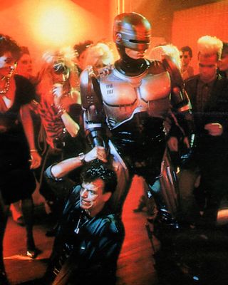 Peter Weller — photo 20 in the Signet library