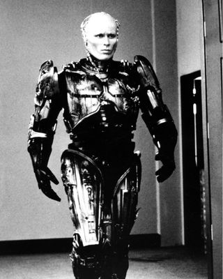 Peter Weller — photo 21 in the Signet library