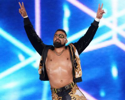 Rocky Romero — photo 3 in the Signet library